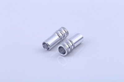 精(jing)密(mi)五金(jin)零部件的(de)錶(biao)麵(mian)處理有(you)箇彆的幾(ji)種